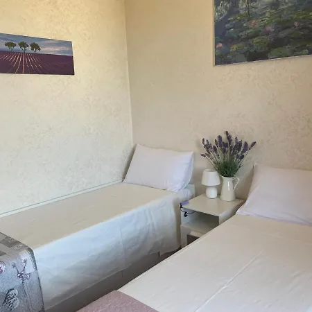 Hotel Pini Di Roma-new And Cozy In Center- Metro A 